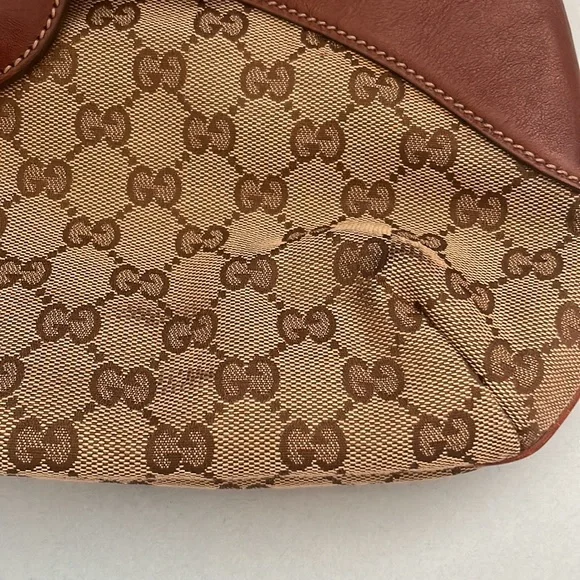 GUCCI Monogram Horsebit Bag - Picture 13 of 13